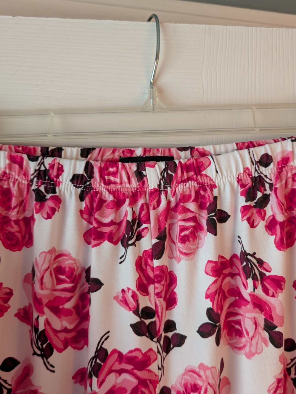 Kate Spade Pajama Set - Picture 10 of 16